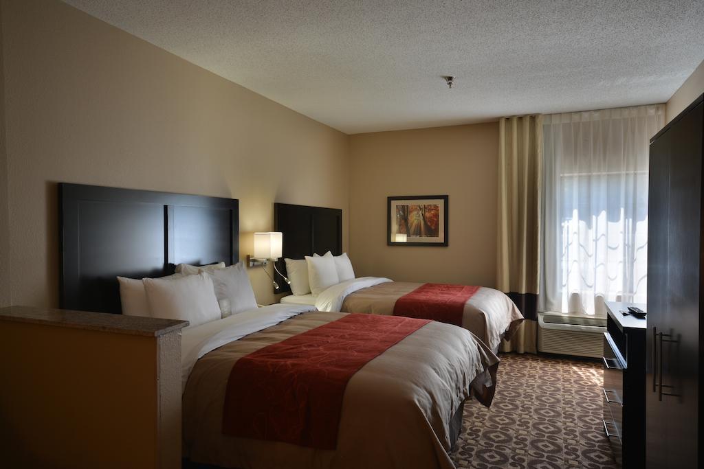 Comfort Inn & Suites Trussville I-59 Exit 141 Exterior photo