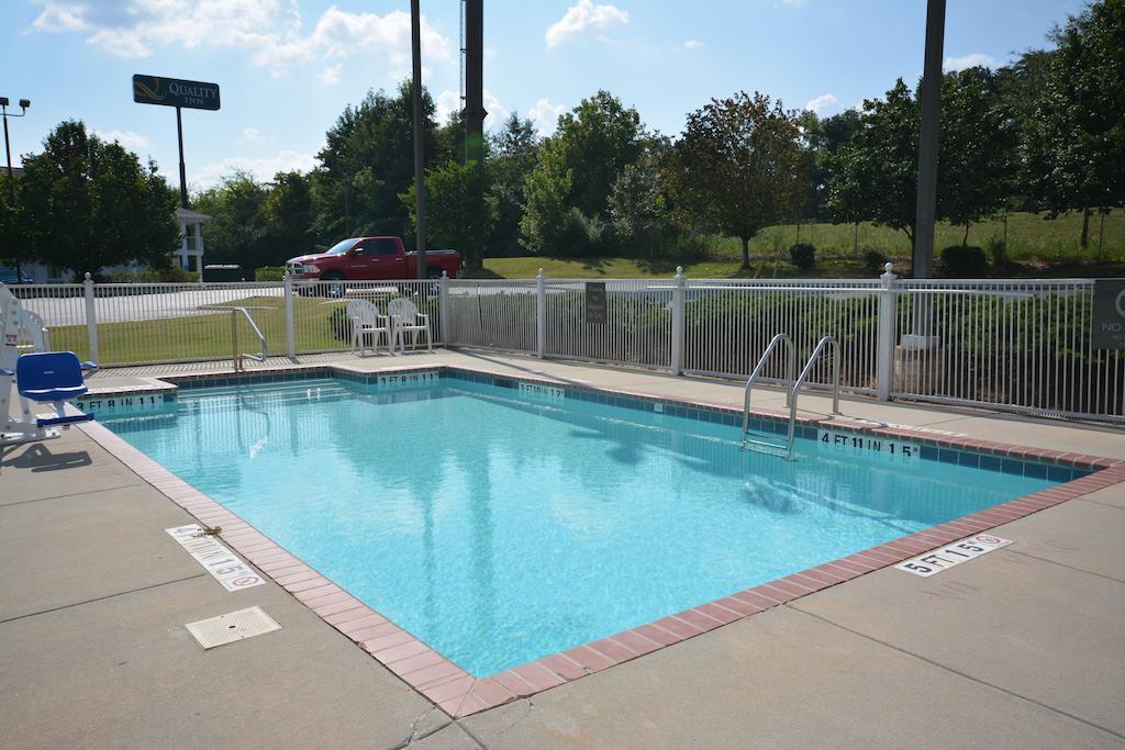 Comfort Inn & Suites Trussville I-59 Exit 141 Exterior photo