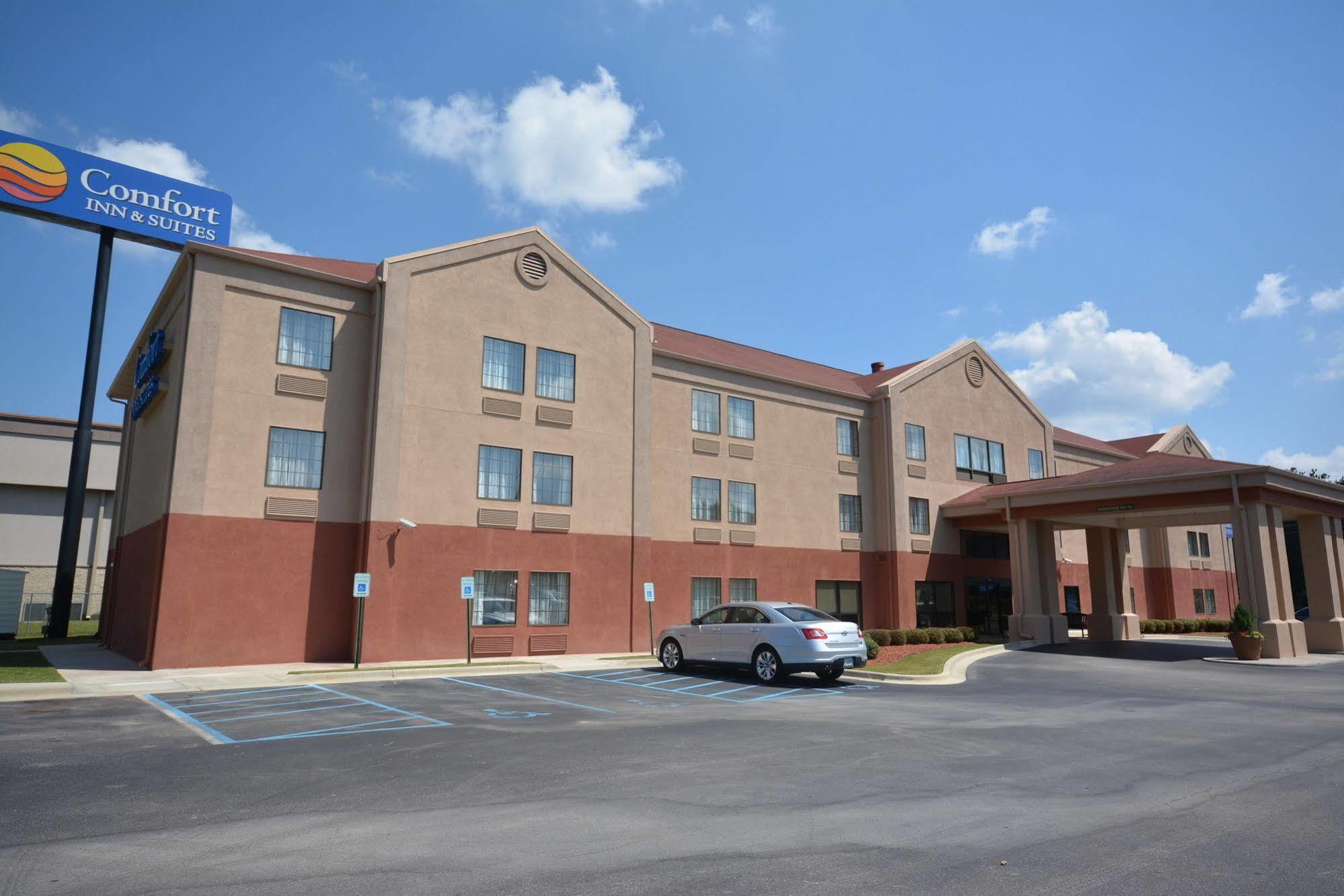 Comfort Inn & Suites Trussville I-59 Exit 141 Exterior photo